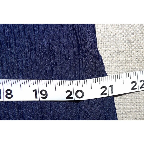 Flora Dark Blue Textured Short Sleeve Shirt Pullover Top Size Med Women Vintage - Picture 10 of 10